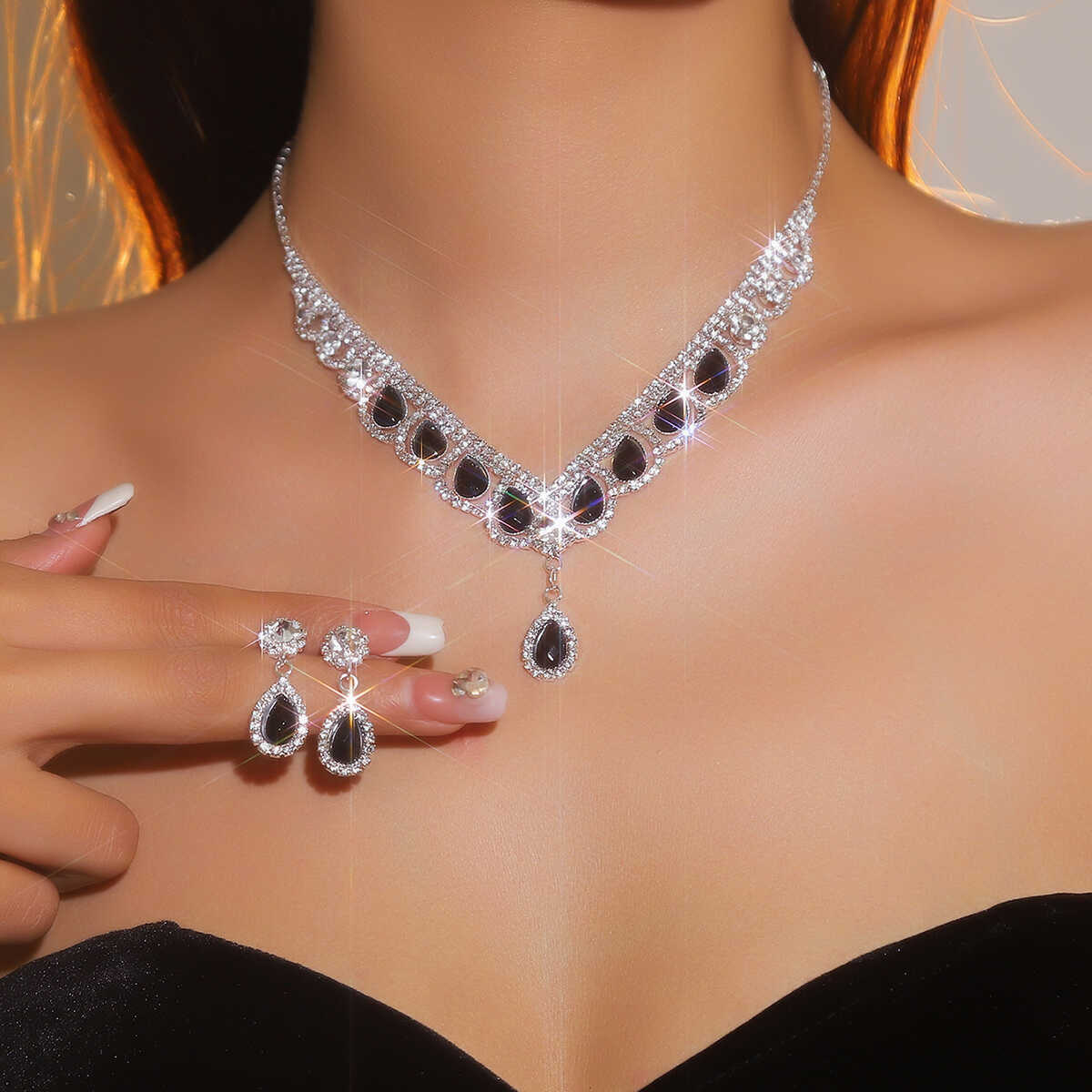DINGKA Conjunto de Collar y Pe - Al Ain Jewelry & Watches Exhibition 2025 reseña y precio